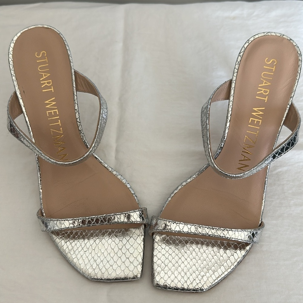 Stuart Weitzman Aleena Sandals in Silver Mini Snake Print 2.5” Heel Pumps Size 5 - Picture 5 of 16